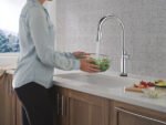 Touch2O® Technology Kitchen Faucet with Touchless Technology